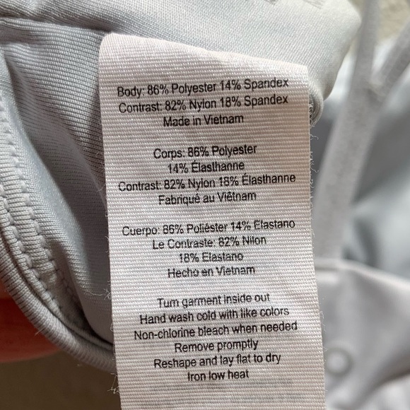 ALO YOGA Lavish light grey mesh Strappy back sexy longline sports bra Sz M - Picture 7 of 12